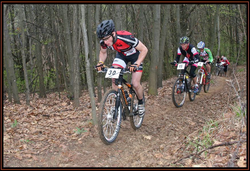 11/04/10 Saliceto di Pocapaglia (CN). 1° Memorial Giorgio Fenocchio e 1° prova Campionato Provinciale Cuneo MTB 2010